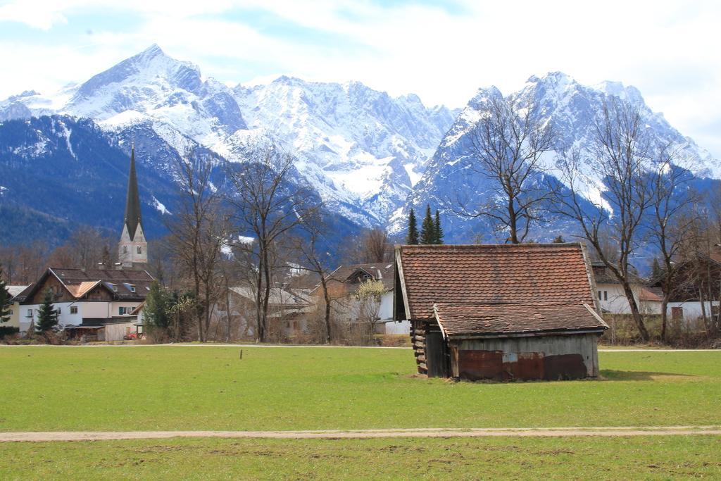 Apartmán Landhaus Alpenblick Garmisch-Partenkirchen Pokoj fotografie